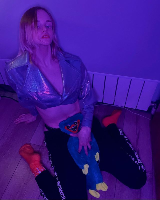 juliapyrinova in LOOKY. . Девочка из аниме сре...