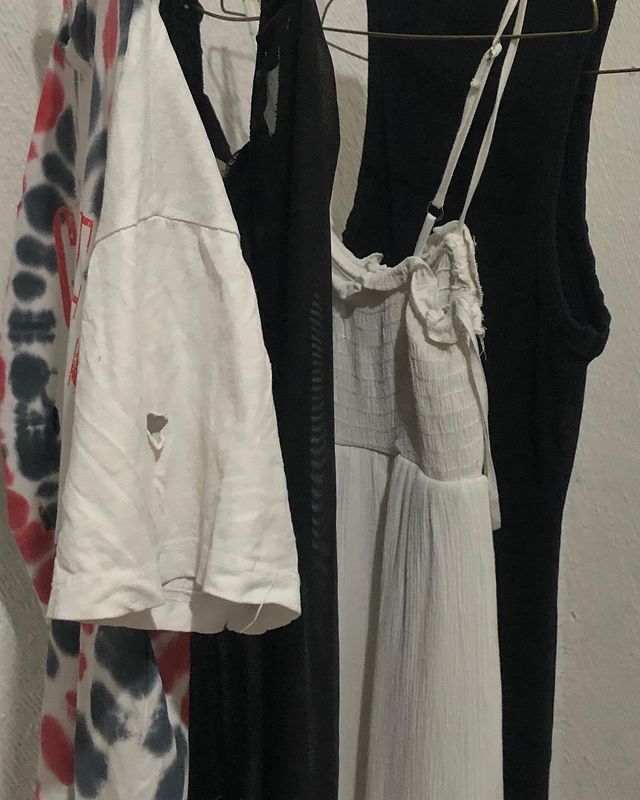 jimena.anaya_ в LOOKY. #feed,#feedinstagram,#fotoderelleno,#rellenofeed,#aesthetic,#ａｅｓｔｈｅｔｉｃ,#pinterest,#pinterestvibes,#ponterestaesthetic,#girl,#instagram,#blancoynegro,#ropa,#ropaaesthetic,#camisetas,#vestidos. 👖 
.
.
.
.
.
.
.
.
...