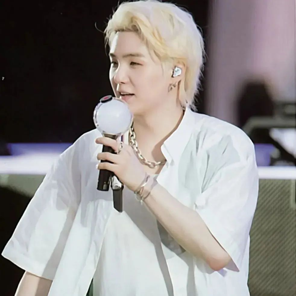 bangtan_boys_a.r.my в LOOKY — фото 3