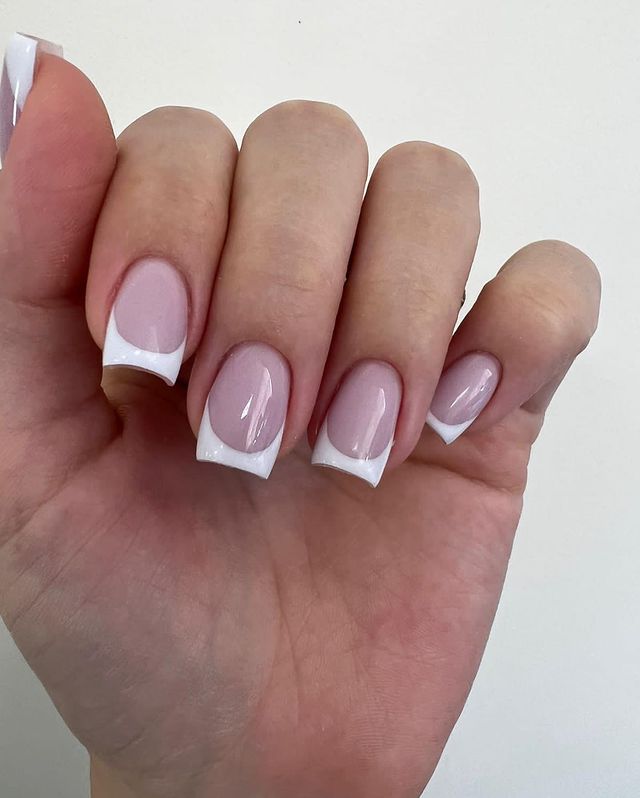 yarkaeva_nail в LOOKY. #френч,#маникюр,#гельлак,#наращиваниеногтей,#формаквадрат,#владивосток. Френч 😍
#френч 
#ма...