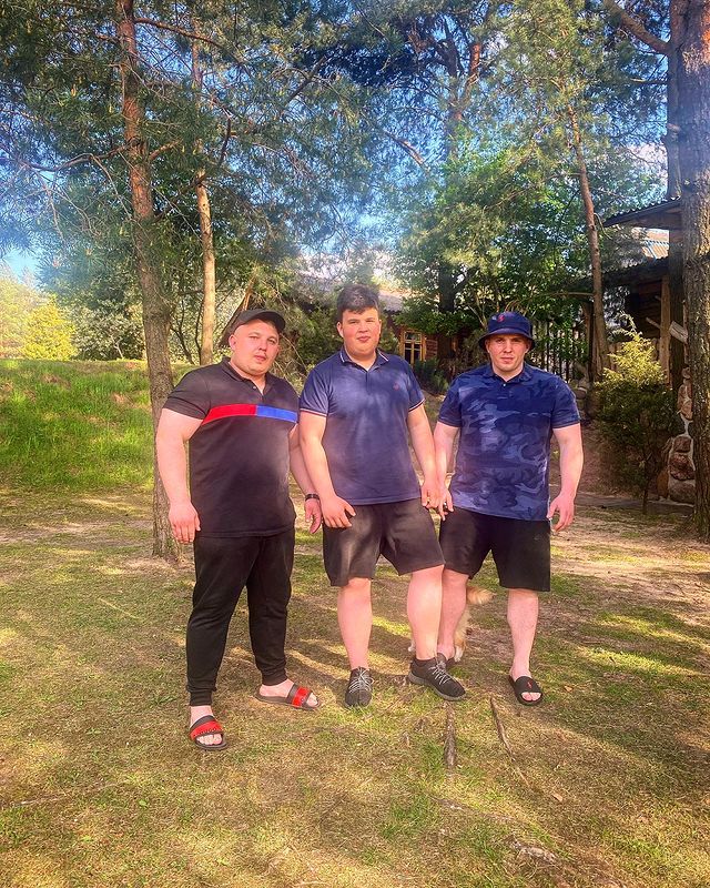 artem_patskevich в LOOKY. #братья,#лучшие,#одноцелое,#minsk,#europaminsk,#life,#jobs,#workingout,#working,#biz,#business,#ilovemyjob,#businesswoman,#workhard,#workshop,#officelife,#office,#instajob,#workinprogress,#dayjob,#job,#workhardplayhard,#instawork,#businessowner,#workflow,#businesstrip,#atwork,#jobb,#. Без лишних слов 👨‍�...