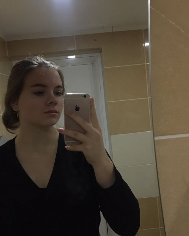 dkkwiii в LOOKY. #germangirl🇩🇪,#germany,#ukraine,#взаимнаяподписка,#взаимныелайки❤️,#вп,#взаимныекомментарии,#foryou,#fypシ,#fashion. always forever 💞
•
...