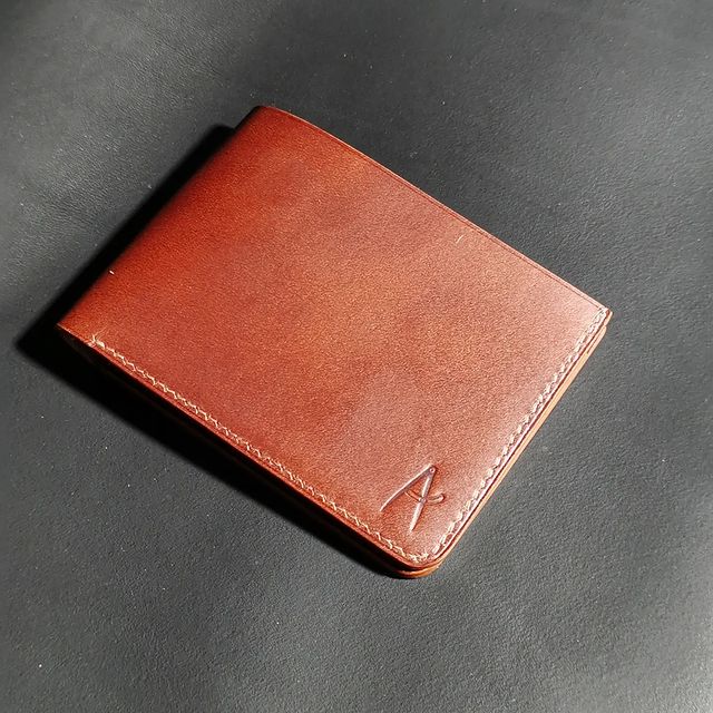 artisan056 в LOOKY. #handmade,#leathercraft,#handstitchedleather. Классический бифолд ...