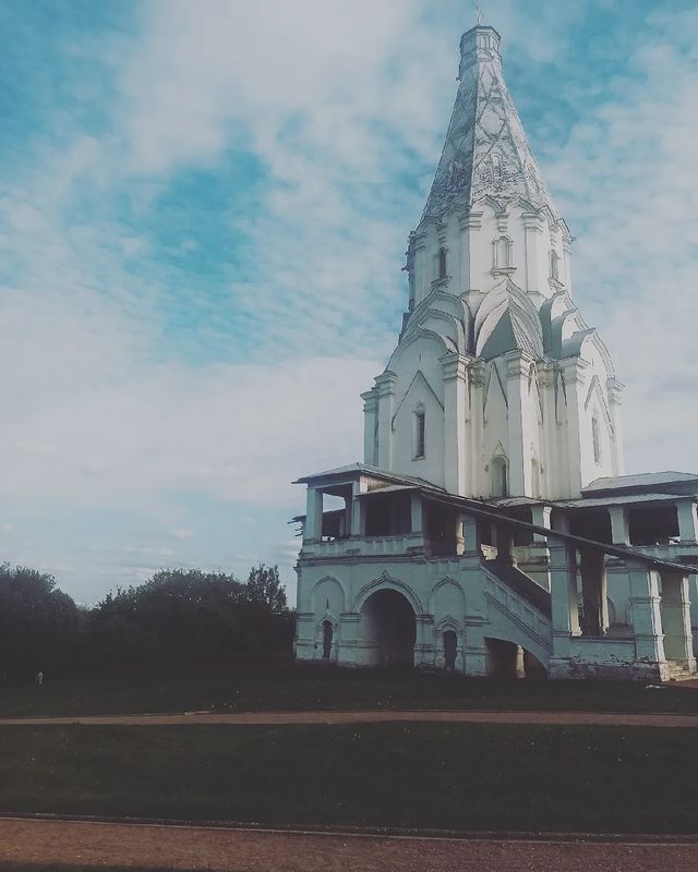 darya_art2020 в LOOKY. #усадьбаколоменское,#музей,#прогулка,#shotbymi,#весна,#май2022,#май. Коломенское, весна
#...