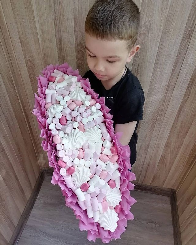 podarki_lyubimsm63 в LOOKY. #веерлюбви,#сладкийвеер,#сладкийподароксамара,#сладкийбукетсамара,#подаркидетямсамара,#подарокколлегесамара,#подарокучителюсамара,#подаркидлялюбимыхсамара,#подаркислюбовью. И ещё одна бомбическ...