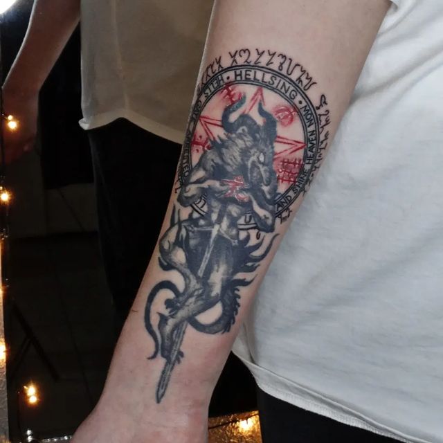 kozha.chernovik в LOOKY. #тату,#татуижевск,#татуировка,#hellsing,#animetattoo,#tattoo,#tattooizhevsk. Дополнили имеющегося...
