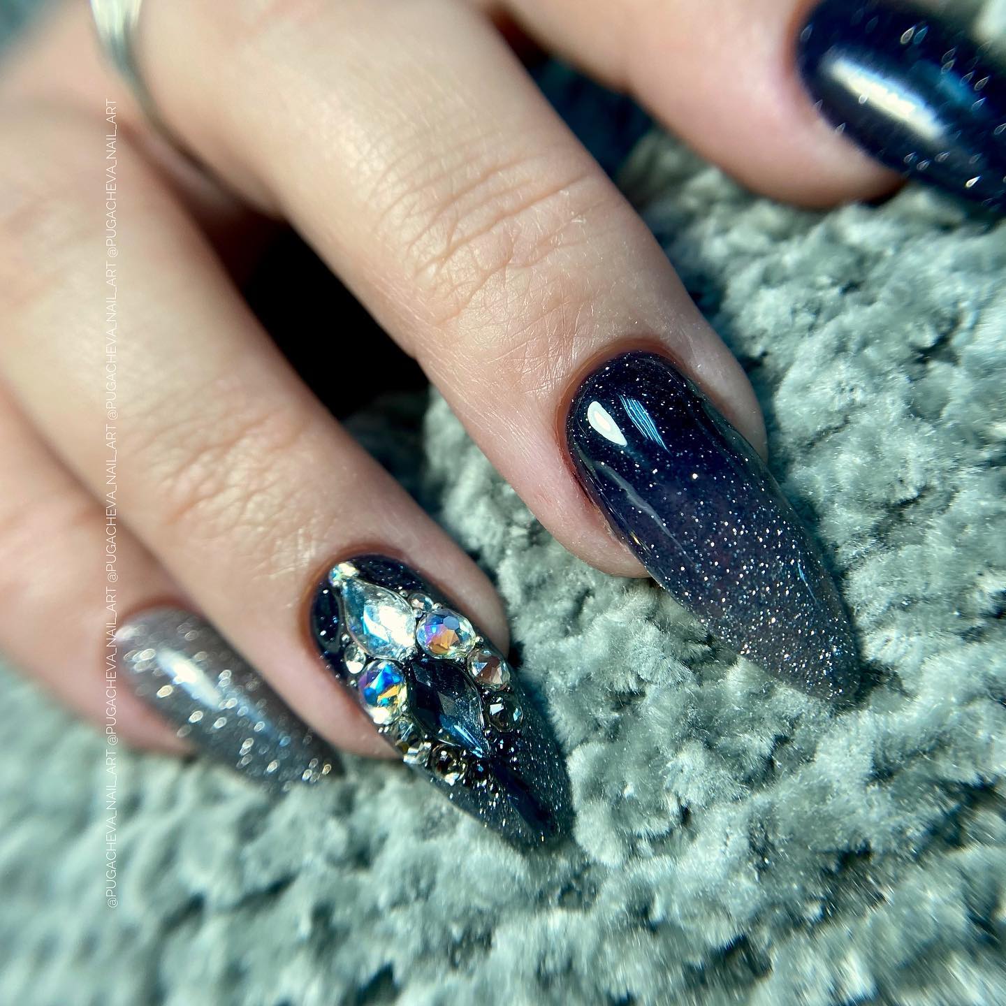 pugacheva_nail_art в LOOKY. #ручнаяроспись,#росписьногтей,#укреплениегелем,#укреплениеногтей,#покрытиегельлаком,#маникюр,#новомомосковск,#красотаспасетмир,#инкрустация,#инкрустацияногтей,#инкрустациястразами,#pugacheva_nail_art. …

_________________...