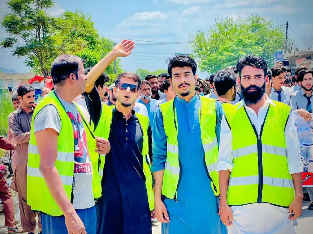najeeb_khan_10 в LOOKY — #realeseyasinmalik