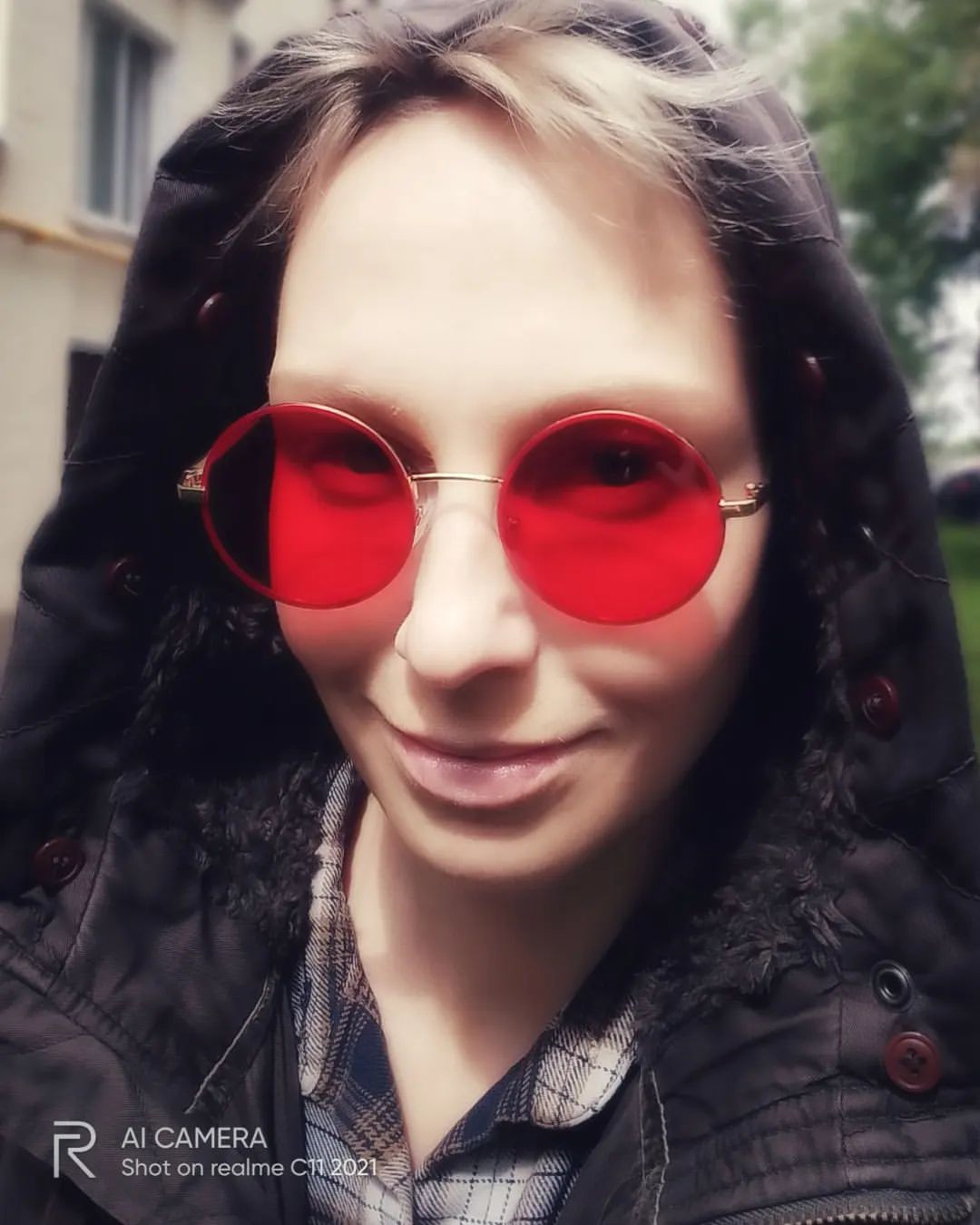 go_surprise_me в LOOKY — публикация