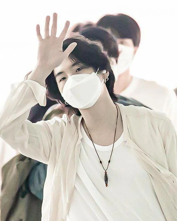 bangtan_boys_a.r.my в LOOKY — фото 6