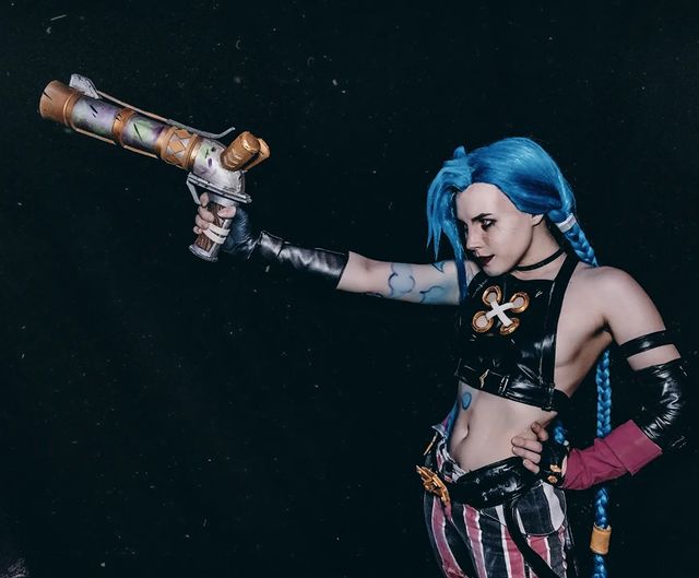 juliapyrinova in LOOKY. #leagueoflegendscosplay,#leagueoflegends,#arcane,#arcanelegends,#arcanejinx,#arcanejinxcosplay,#jinxcosplay,#jinxed,#jinx,#jincsarcane,#cosplaylol,#cosplay,#cosplayjinx,#cosplayleagueoflegends,#cosplaygirl,#косплейджинкс,#косплеерша,#косплей,#лигалегенд,#лигалегендкосплей,#лол,#джинкслигалегенд,#джинкс,#джинксаркейн. Я обожаю образ обезу...