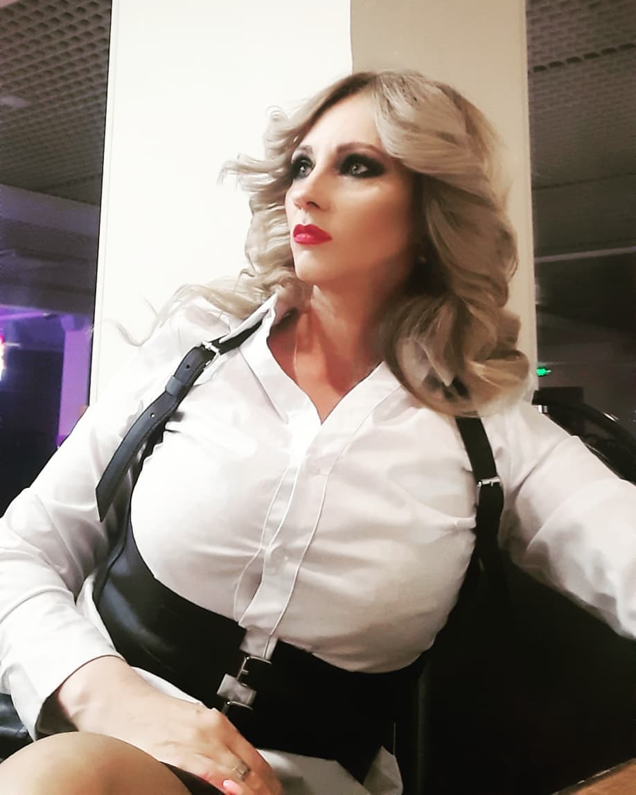 koldovstvo.mari в LOOKY — съемки
Твое лицо ,когда у тебя большие сиськи и за спиной не