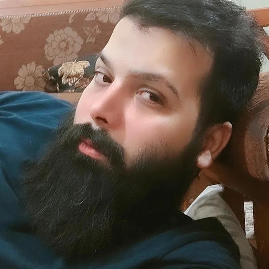 mohamad.hj.2026 in LOOKY. #ریش,#سیبیل_جان,#mustache. قدیم 😅 #ریش #سیبیل_...