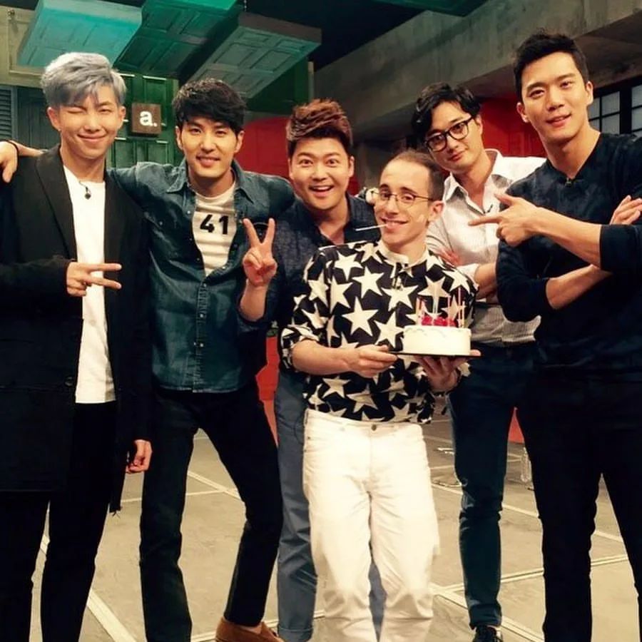 bangtan_boys_a.r.my в LOOKY — фото 4