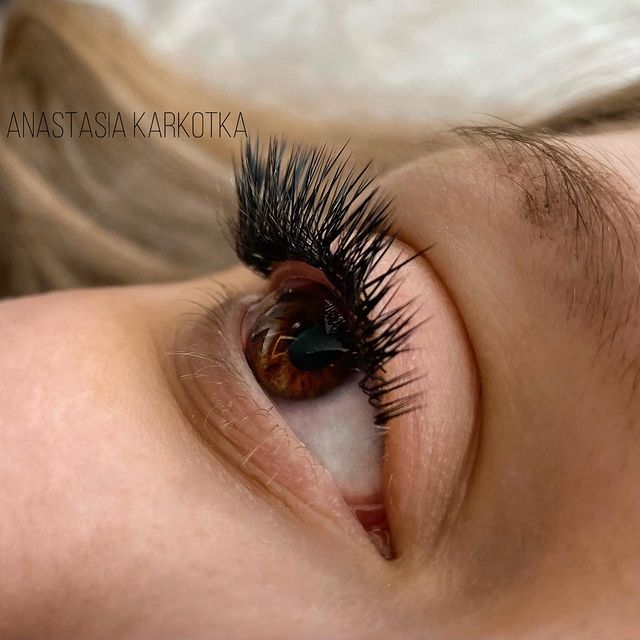 anastasia_karkot в LOOKY. #двойнойобъем,#лешмеи,#лисичканаращиваниересниц,#обьемноенаращивание,#3добьем,#пушкиннаращиваниересниц,#изгибм,#классиканаращиваниересниц,#ламинированиебровеи,#наращиваниересниц,#ресницы,#наращиваниеклассика,#реснички,#наращивание,#lashes,#ресницы2д,#lashmaker,#ищумодель,#2днаращиваниересниц,#lash,#ресницыклассика,#классика,#нарастиреснички,#наращиваниересницпитер,#свободныеокошки,#ресницыславянка,#цветноенаращиваниересниц,#наращиваниересницспб,#ресницыспб. ꧁3D мокрый 💦 ꧂
꧁Тол...