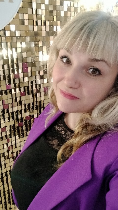 irinka_filchakova in LOOKY. . null