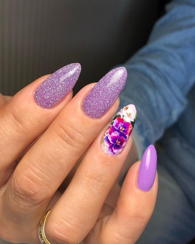 katerina_nail_vidnoe в LOOKY. #видноеманикюр,##сухановоманикюр,#летнийманикюр,#сухановопаркманикюр,#государевдомманикюр,#маникюррасторгуево,#модныйманикюр. Фиолетово-цветочное ...