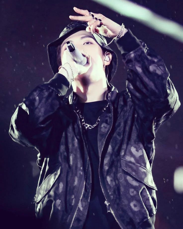 bangtan_boys_a.r.my в LOOKY — фото 8