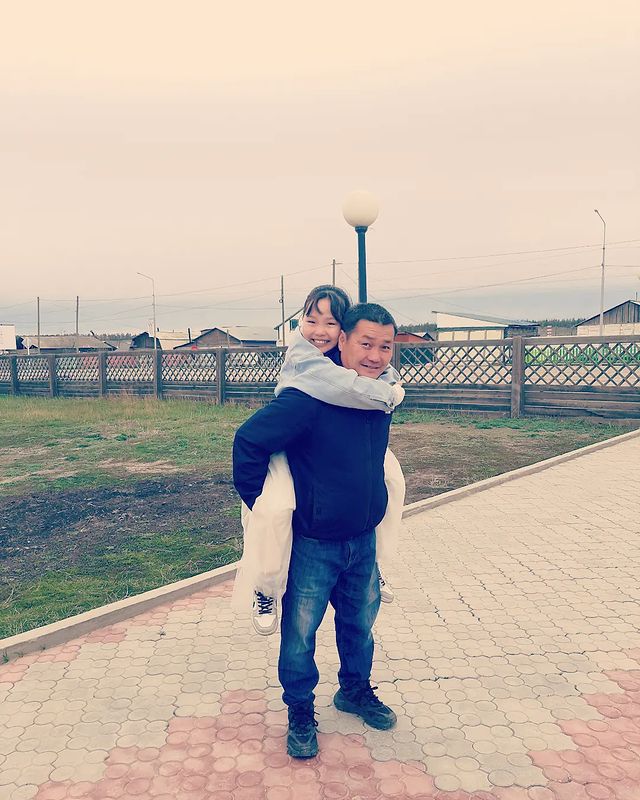 aita_amanatova в LOOKY. #vasilievy_family💘,#чыычаахоото🐣,#васинка🤎. Васькин Банкет #vasi...
