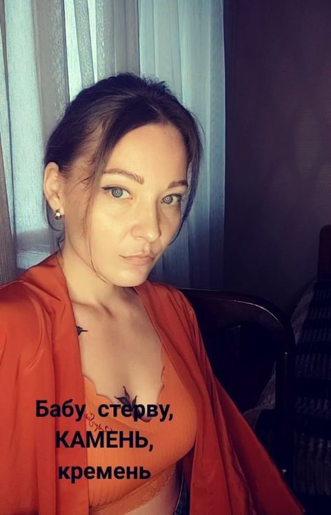 poems_with_love_ в LOOKY. #будьдобрее,#отношения,#стихи,#интересное,#poetry,#современныестихи,#человекаменяетчеловек,#new. 🏔️ человека меняет ...