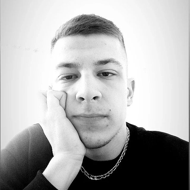 slavawhatdidyoudo в LOOKY. . Летним днём я что-то...