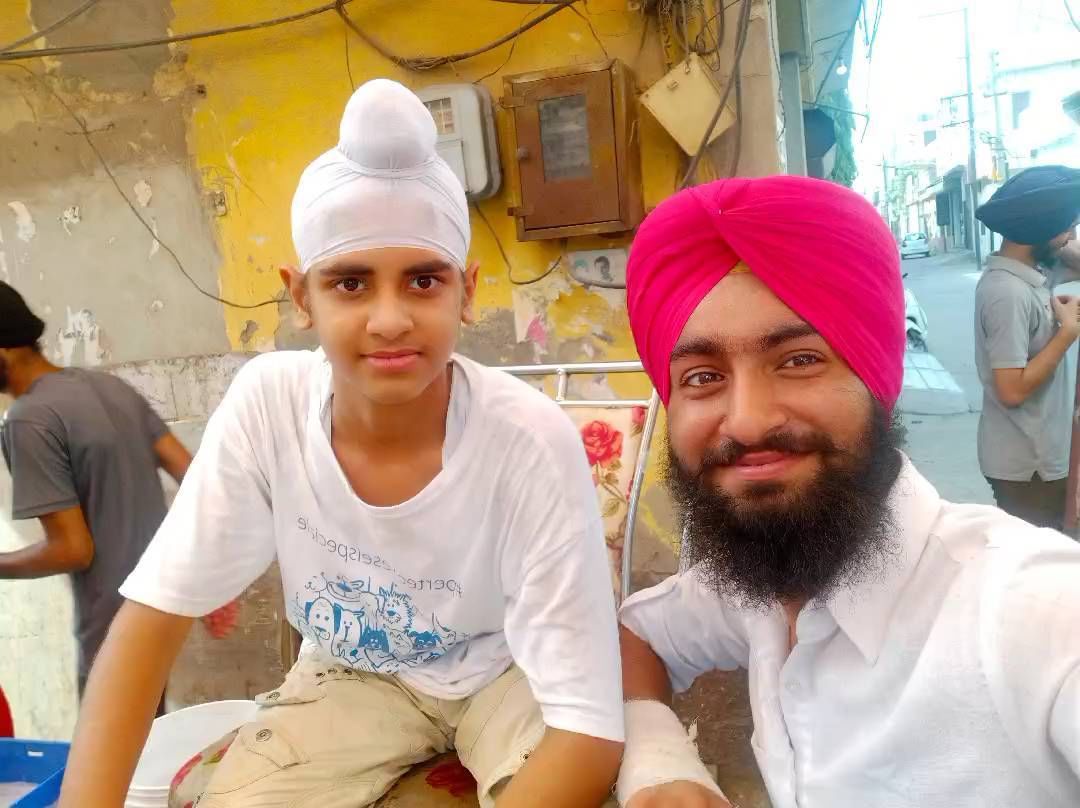 official_gurpreet.singh.12 в LOOKY. . null