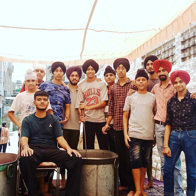 official_gurpreet.singh.12 в LOOKY. . null