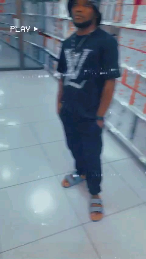 Carintine Sean в LOOKY. . null