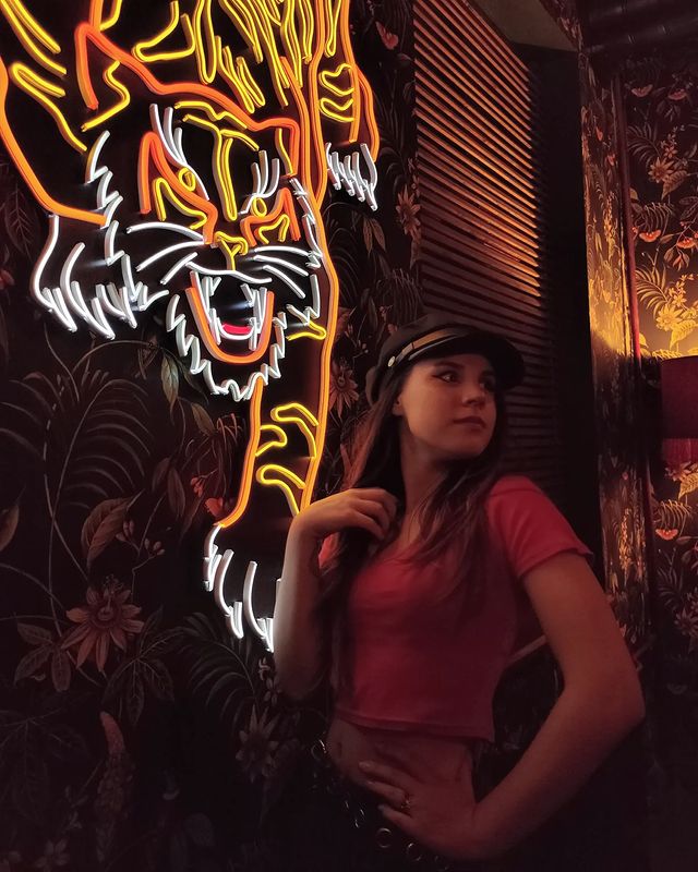 juliapyrinova in LOOKY. . Зашла в @overlock_co...