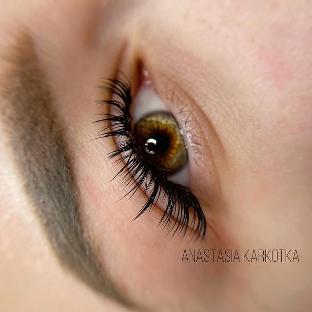 anastasia_karkot в LOOKY. #двойнойобъем,#лешмеи,#лисичканаращиваниересниц,#обьемноенаращивание,#3добьем,#пушкиннаращиваниересниц,#изгибм,#классиканаращиваниересниц,#ламинированиебровеи,#наращиваниересниц,#ресницы,#наращиваниеклассика,#реснички,#наращивание,#lashes,#ресницы2д,#lashmaker,#ищумодель,#2днаращиваниересниц,#lash,#ресницыклассика,#классика,#нарастиреснички,#наращиваниересницпитер,#свободныеокошки,#ресницыславянка,#цветноенаращиваниересниц,#наращиваниересницспб,#ресницыспб. ꧁ эффект Masсara꧂
꧁Т...