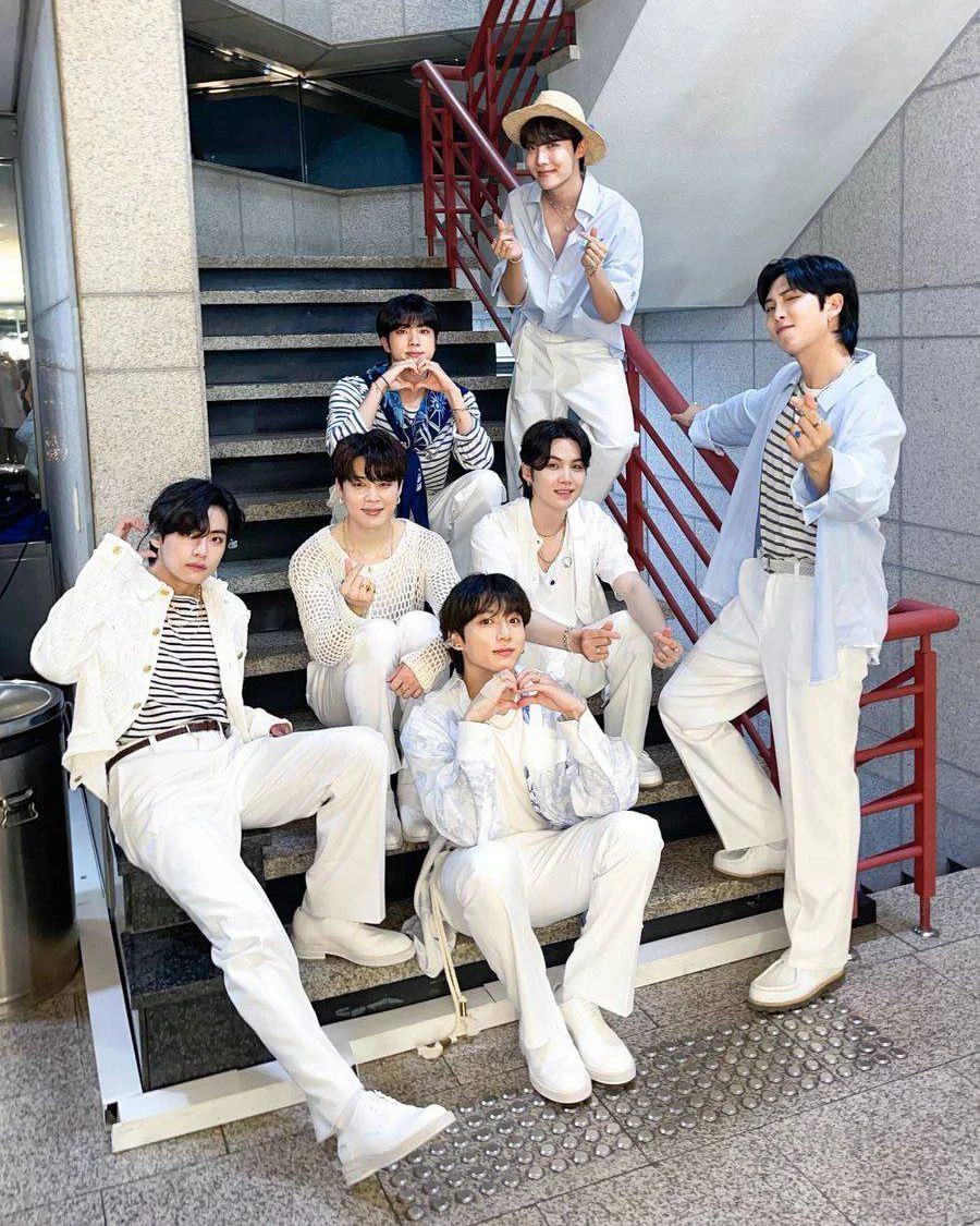 bangtan_boys_a.r.my в LOOKY — фото 3