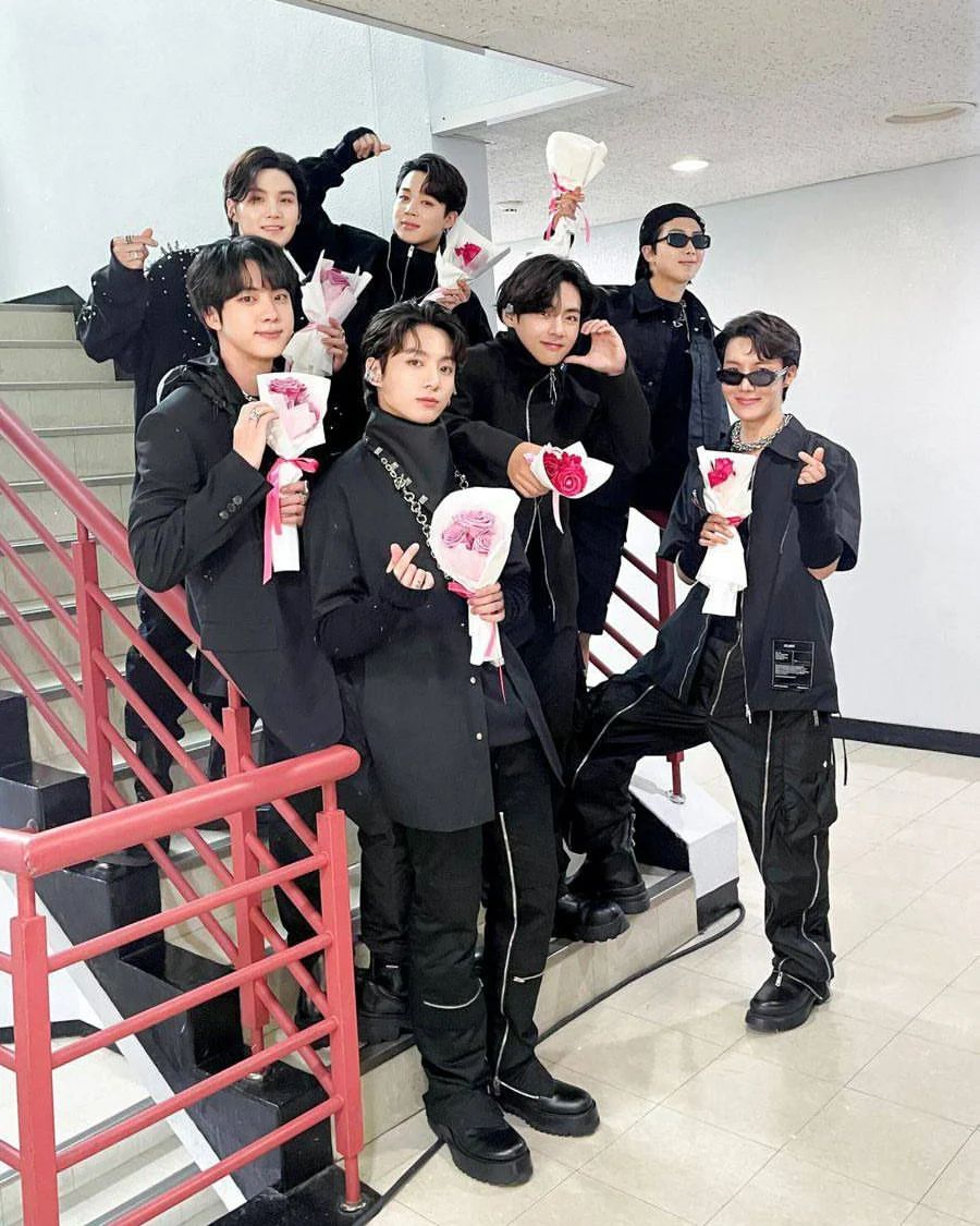 bangtan_boys_a.r.my в LOOKY — фото 4
