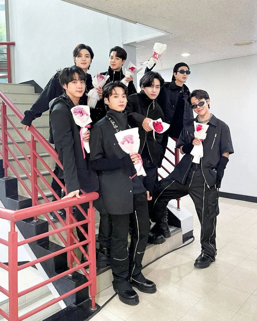 bangtan_boys_a.r.my в LOOKY — фото 2