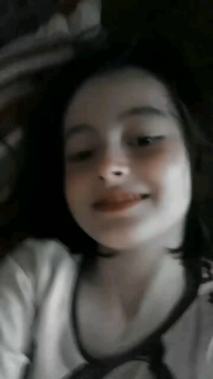 elen_glass in LOOKY. . null