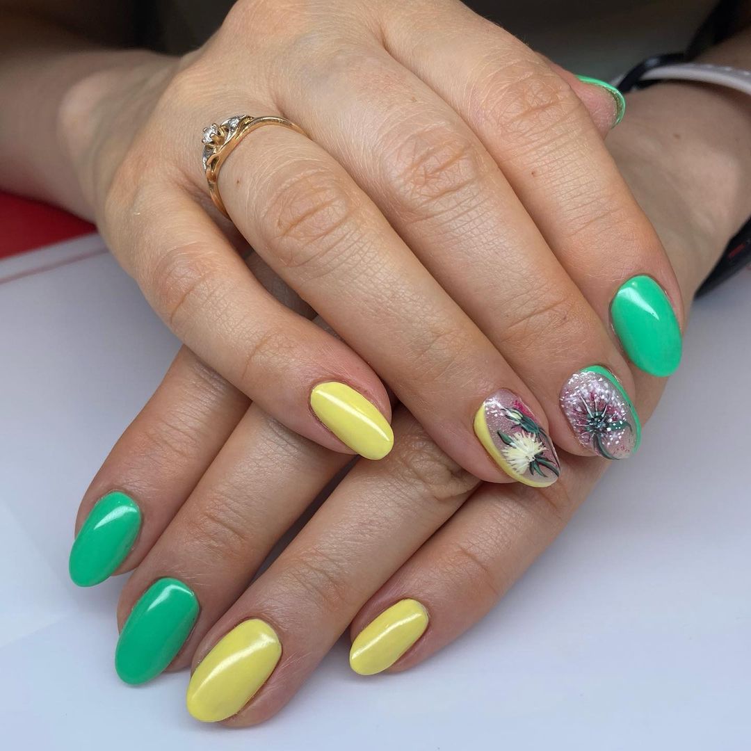 nailone.artista in LOOKY. . null