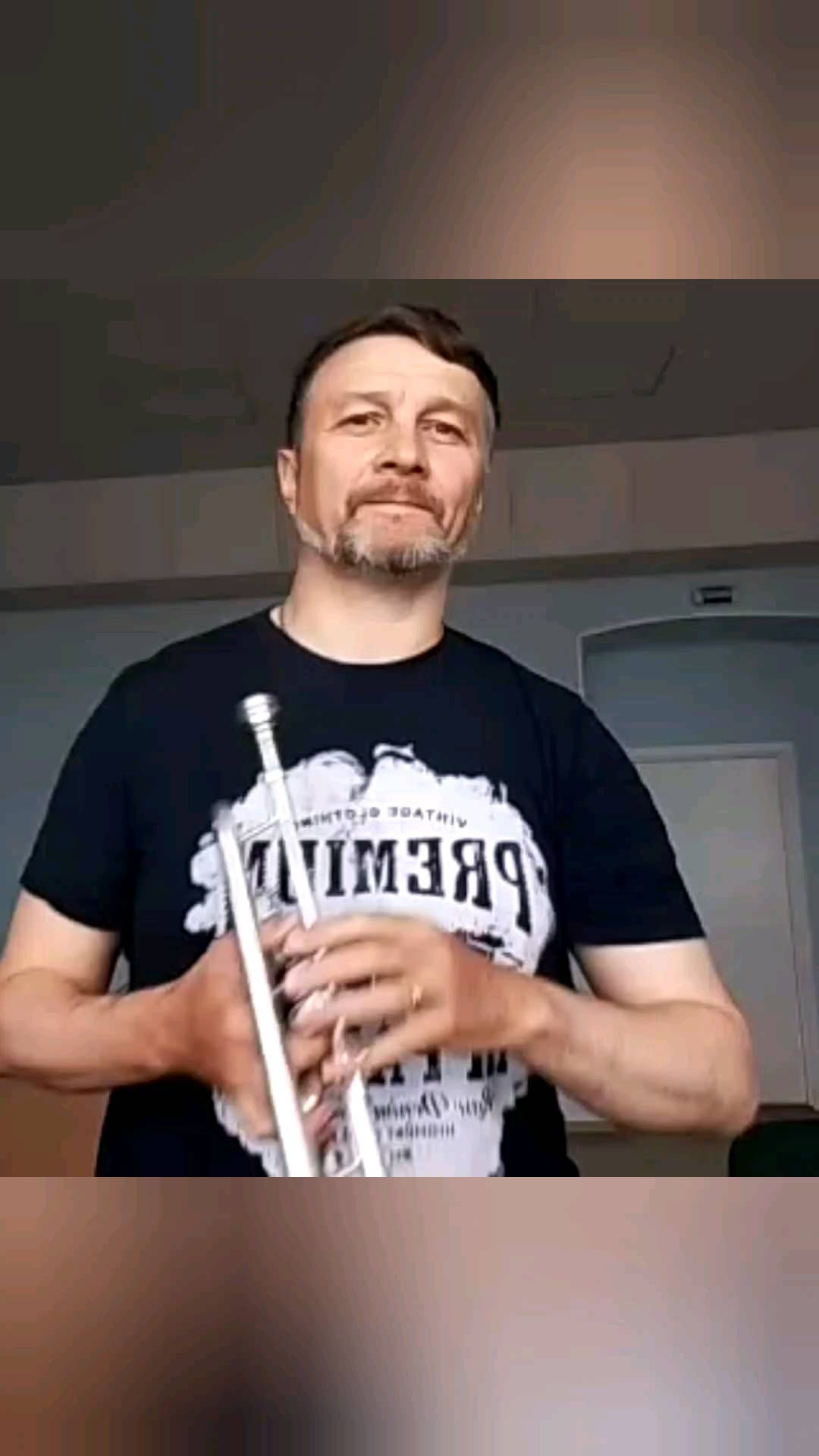 ilya.bronzov78 в LOOKY. #живойзвукспб,#trumpet,#trumpetlife. Счастье вдруг...

#ж...