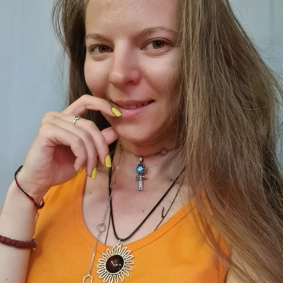 nik8tatiana в LOOKY — Проснуться в 5
А в час ещё быть полной сил

Солнце внутри