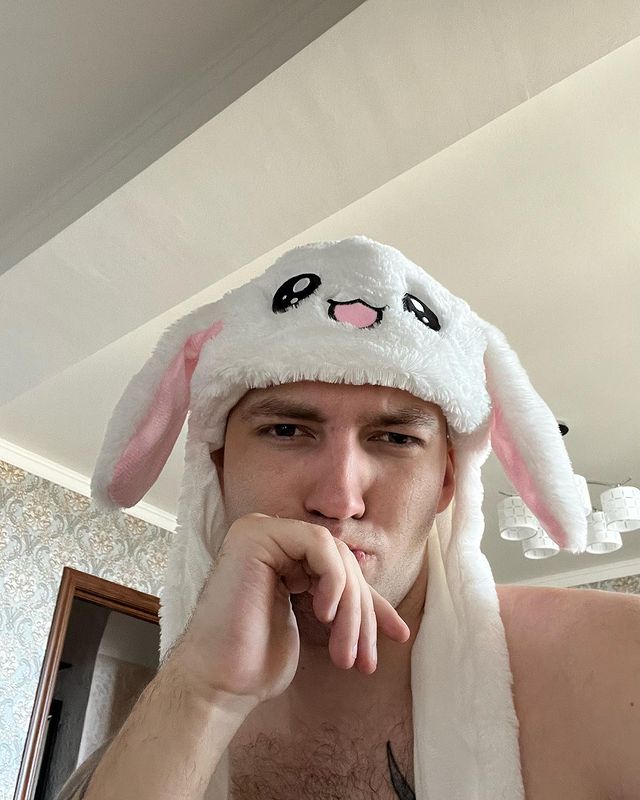_van_aris_ в LOOKY. . Зайка, как зайка🐰