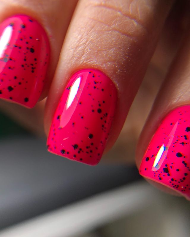 yarkaeva_nail в LOOKY. #топскрапушками,#маникюр,#гельлак,#квадратнвеногти,#владивосток. «Крапушки» 😍
#топск...
