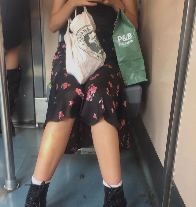 jimena.anaya_ в LOOKY. #photodump,#photo,#random,#cdmx,#cdmx🇲🇽,#metrocdmx,#metrocdmx🚇,#aesthetic,#aestetic,#fotorandom,#outfit,#outfitpost,#life. 🌸🌷👁🏹
.
.
.
.
.
....