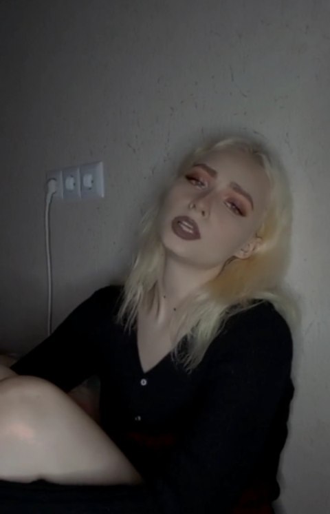 shtyk.ss в LOOKY. . 🖤