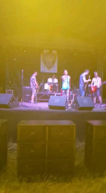 pozitivnaterapija_official в LOOKY. #cruisersmotofest,#pozitivnaterapija,#rockconcert,#rockband,#concert,#livemusic,#music. #cruisersmotofest
#p...