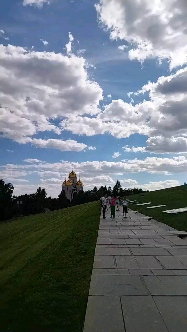 ulamokr в LOOKY. #родинамать,#волгоград,#память. #родинамать #волгогр...