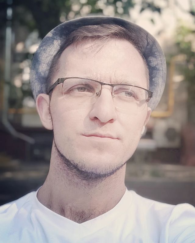 _alex.lubshev20_ в LOOKY. . null