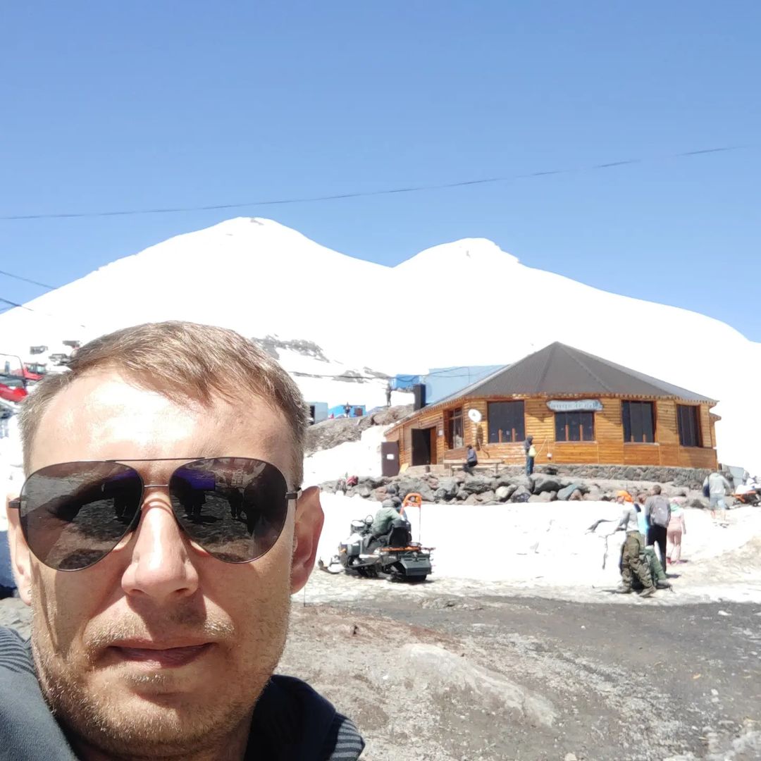 Отпуск2022 #эльбрус 3847м 
В следующий раз до 5642м дойду 
#лучшегормогутбытьтолькогоры