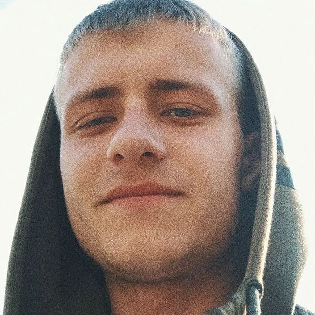 _zakharov_____ в LOOKY. . null