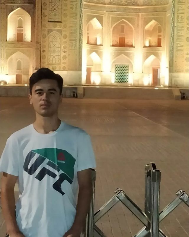 muslimbek_gulomjonov в LOOKY. #registon,#samarkand,#travelday,#travelphotography,#travel,#tourism,#uzbekistan🇺🇿,#muslimbek_gulomjonov. Travel day 3 
Locati...