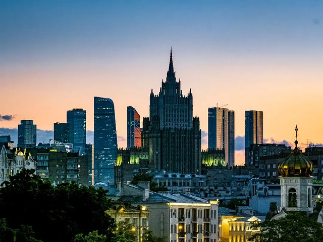 avekhorev в LOOKY. . null