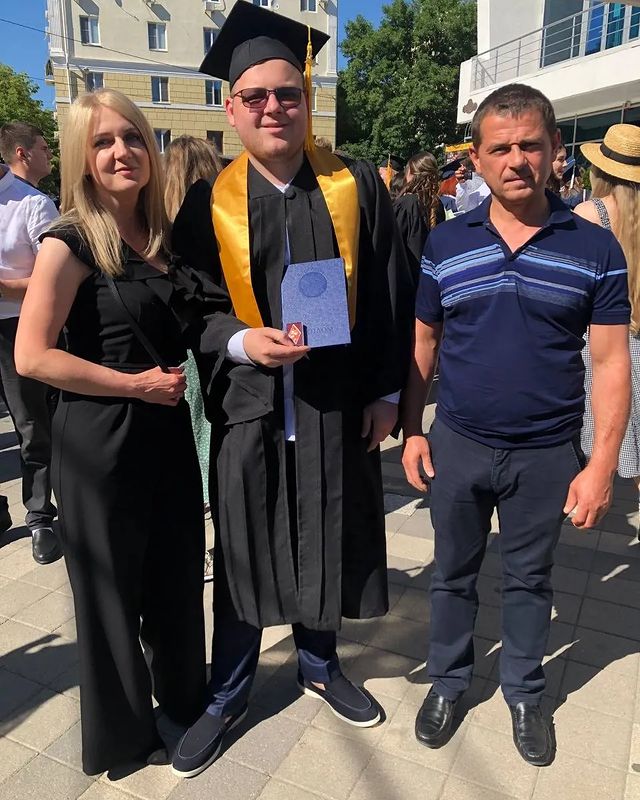 dr.artem.martirosyan в LOOKY. . Диплом получен🎉