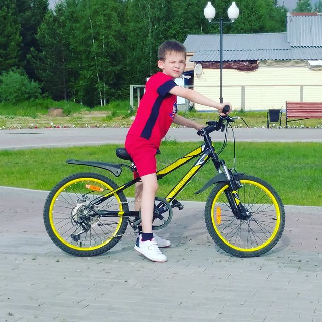 velikorusia в LOOKY. . null